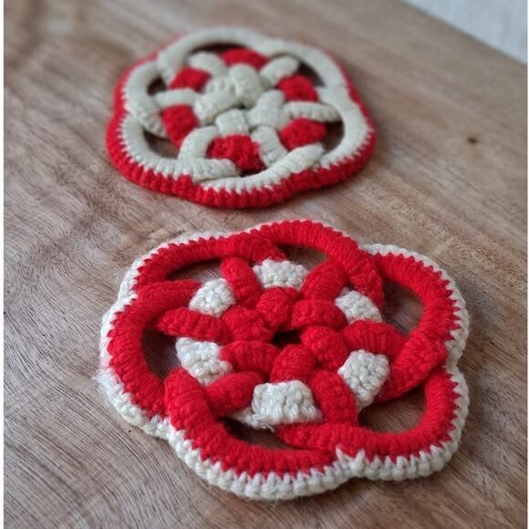 Set of Vintage Crocket Pot Rest Pads - Picture 1 of 3